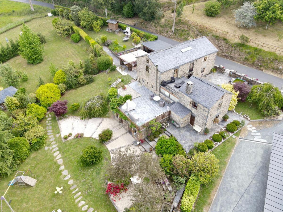 منزل الضيف Monfero  في Casa Pineiro المظهر الخارجي الصورة