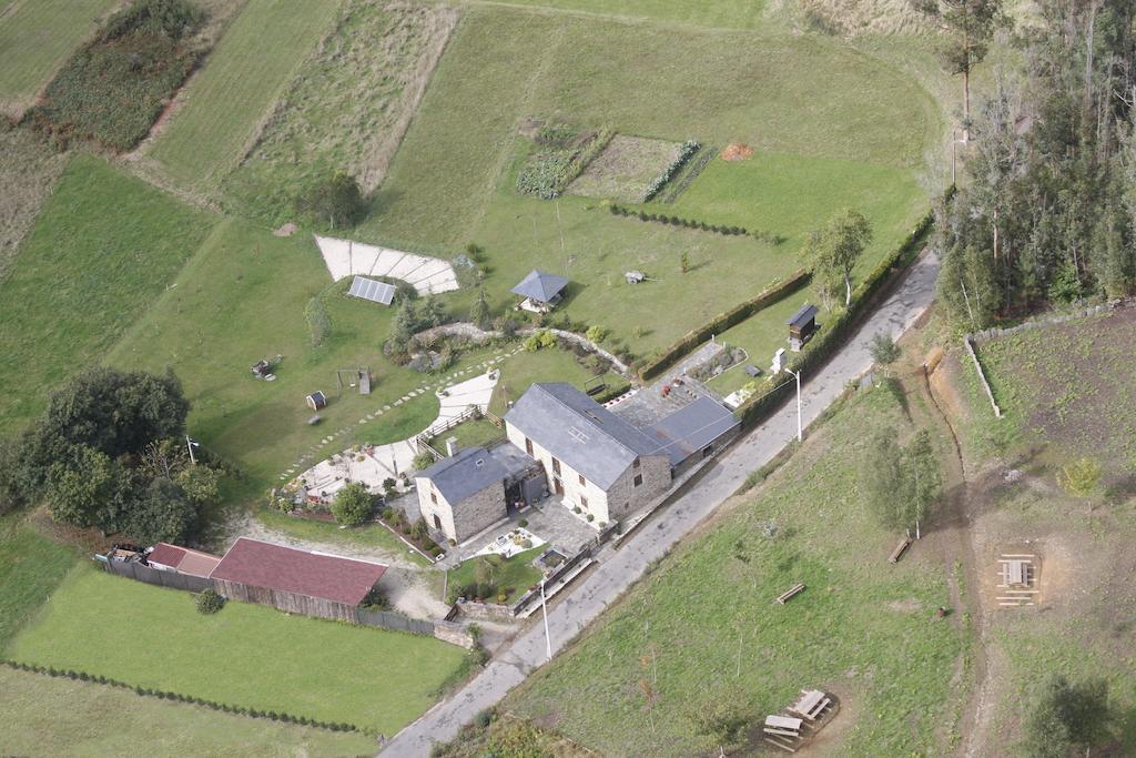 منزل الضيف Monfero  في Casa Pineiro المظهر الخارجي الصورة
