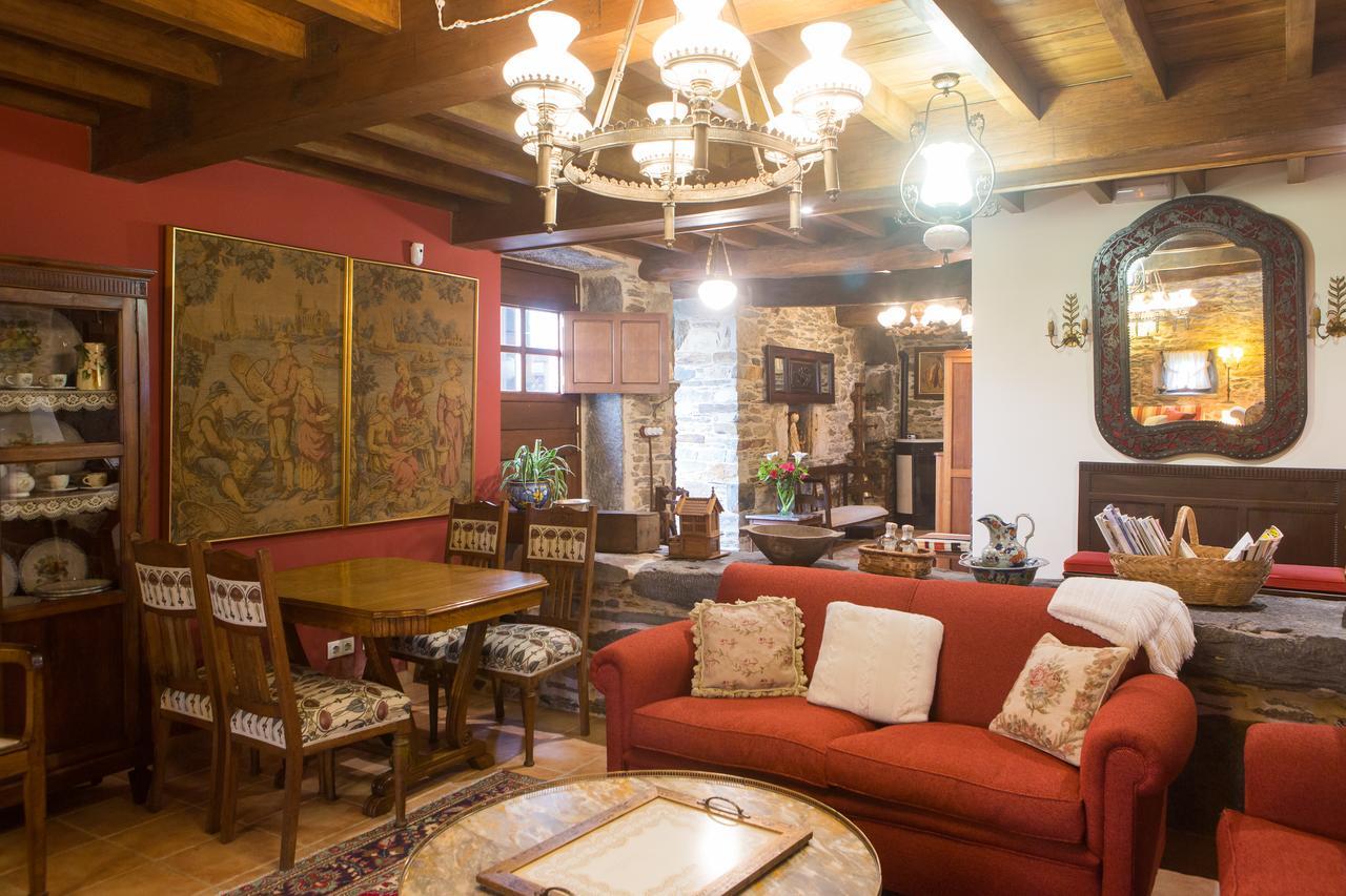 منزل الضيف Monfero  في Casa Pineiro المظهر الخارجي الصورة