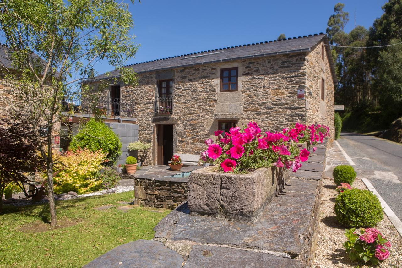 منزل الضيف Monfero  في Casa Pineiro المظهر الخارجي الصورة